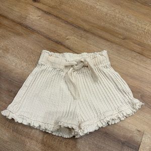 Zara Baby Girl cream beige ribbed shorts